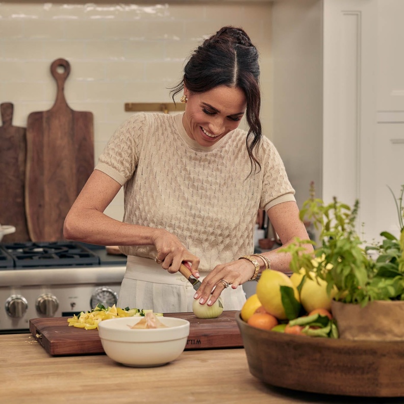 ميغان ماركل تطلق منتجاً جديداً وسط عاصفة من الانتقادات القاسية