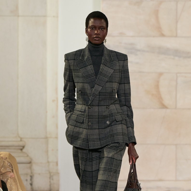 صيحة البدل الرسمية بأسلوب لافت من Ralph LAuren