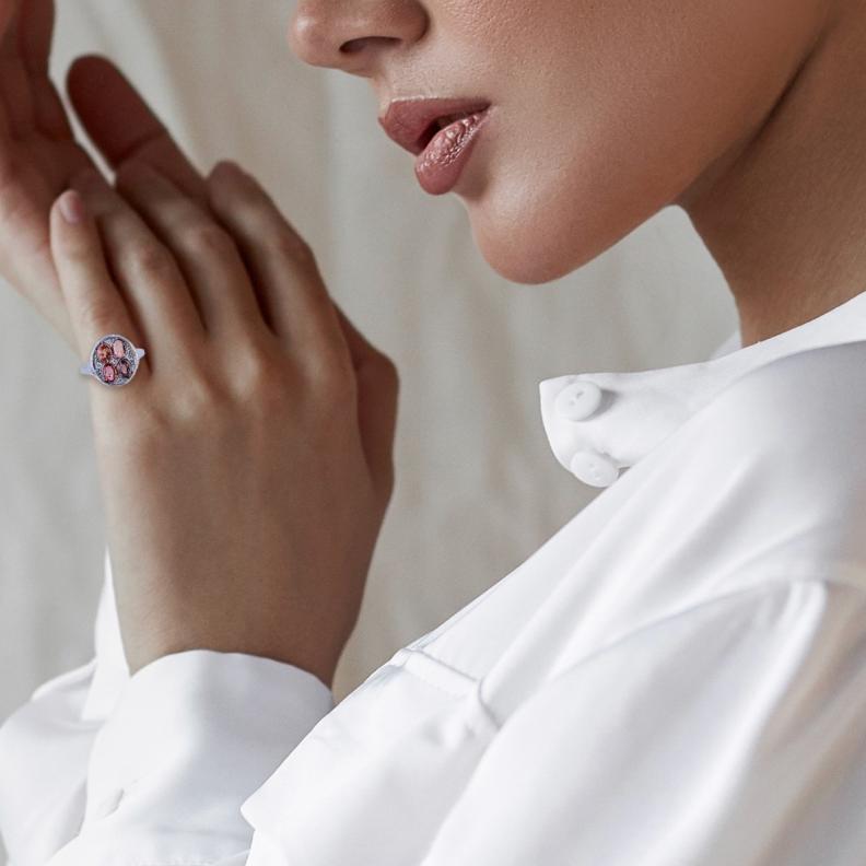 خاص ل"هي" مصممة المجوهرات السعودية ريم السفاف: حيث يُعاد تشكيل الزمن، قطعةً من ذهب