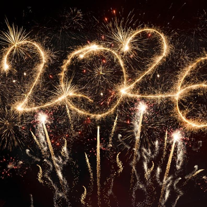 كيف نستفيد من نهاية السنة: التأمل الذاتي وبناء قرارات ذات معنى لعام جديد