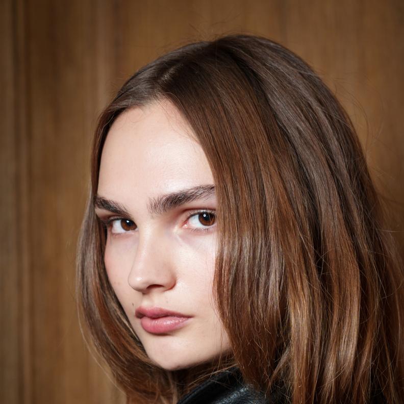 تغلّبي على تشقّق الشفاه وجفافها في الشتاء