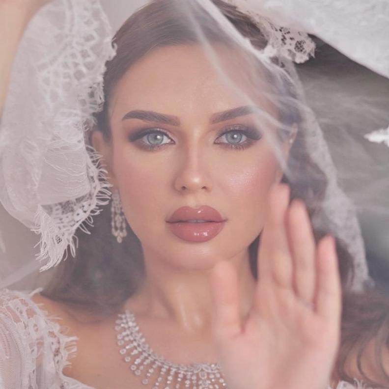 اطلالة عروس من خبيرة التجميل السعودية نجلاء الحميد