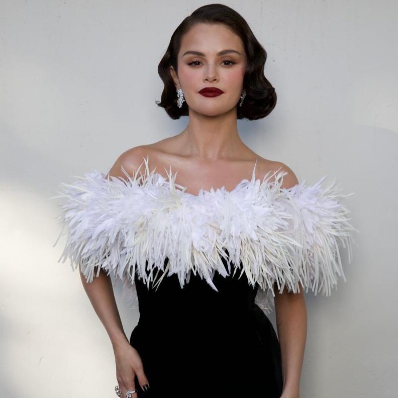 تجاوزت سيلينا غوميز مشاكلها الصحية وعادت بقوة للحياة