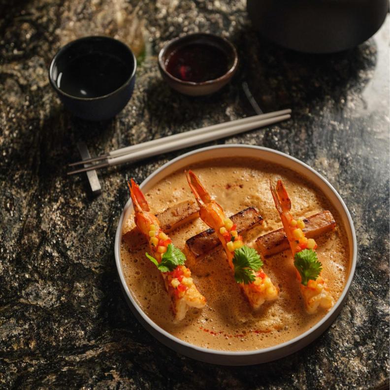 طريقة عمل روبيان النمر المشوي على الحطب