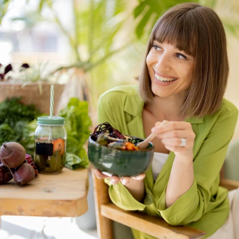 كيفية التعرف على السكريات المخفية في الأطعمة اليومية