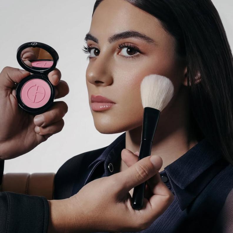 الفنانة اندريا طايع