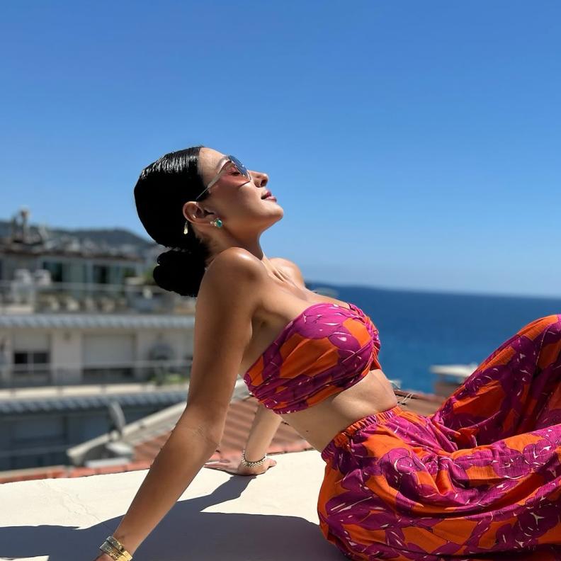 النجمة جيسي عبده