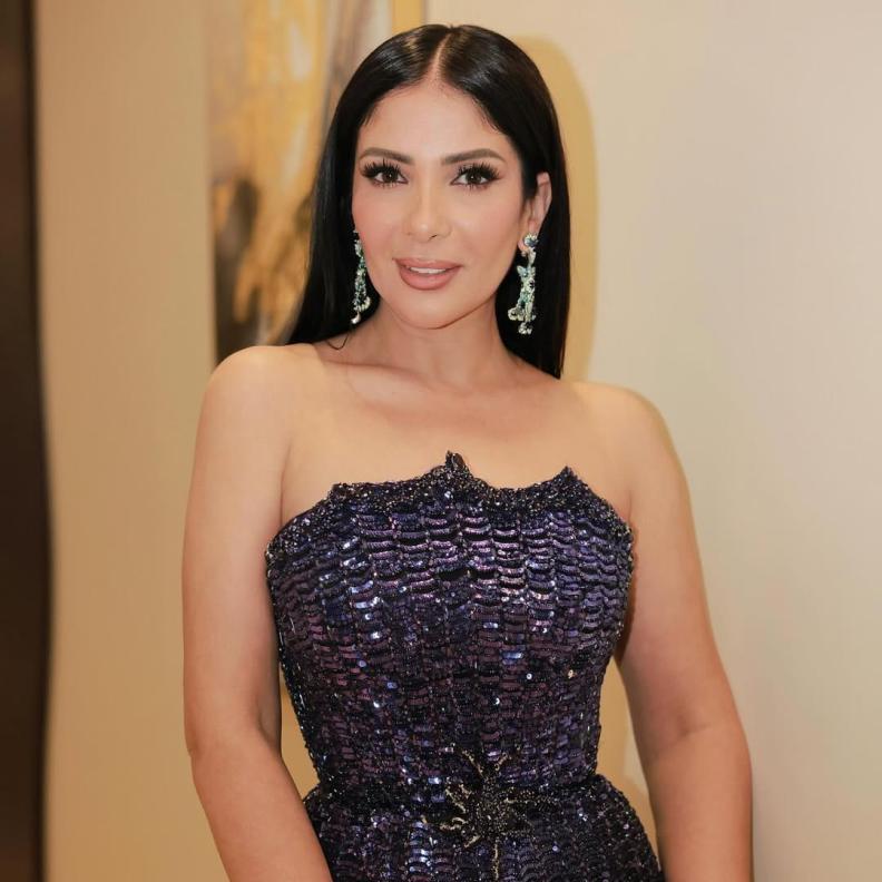 تهتم منى زكي بإضافة ماء الأرز لروتينها اليومي للعناية بالبشرة