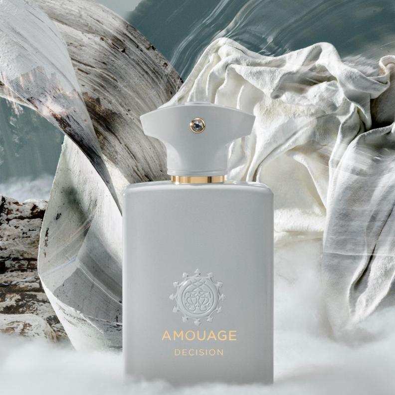 عطر ’ديسيشن‘ من مجموعة ’أوديسي‘ لعلامة أمواج