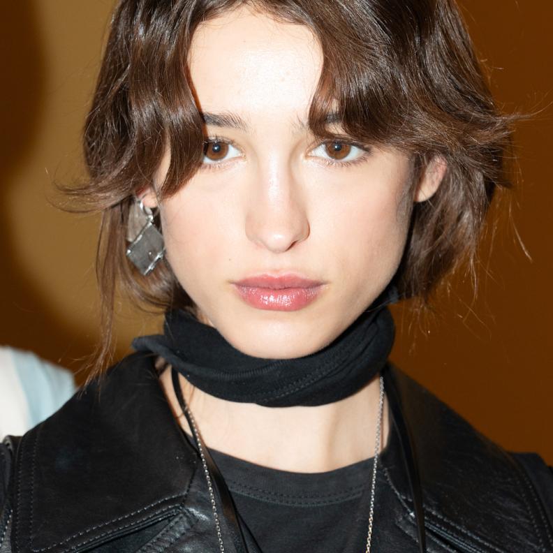 علاج ندبات حب الشباب