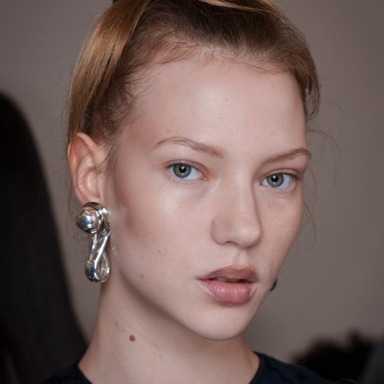  فوائد الزبادي للبشرة