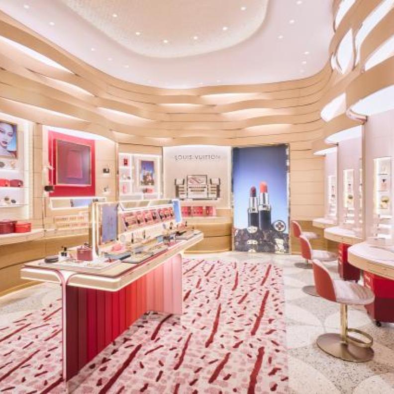 لويس فويتون لغة الجمال والعلامة البصرية