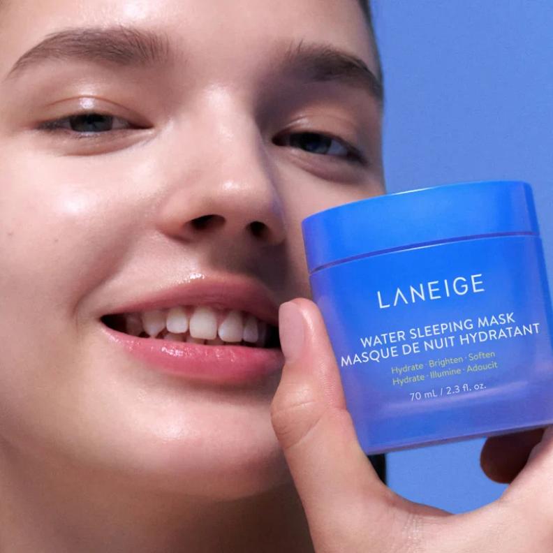  يعد Laneige Water Sleeping Mask EX من أشهر ماسكات النوم في عالم العناية بالبشرة