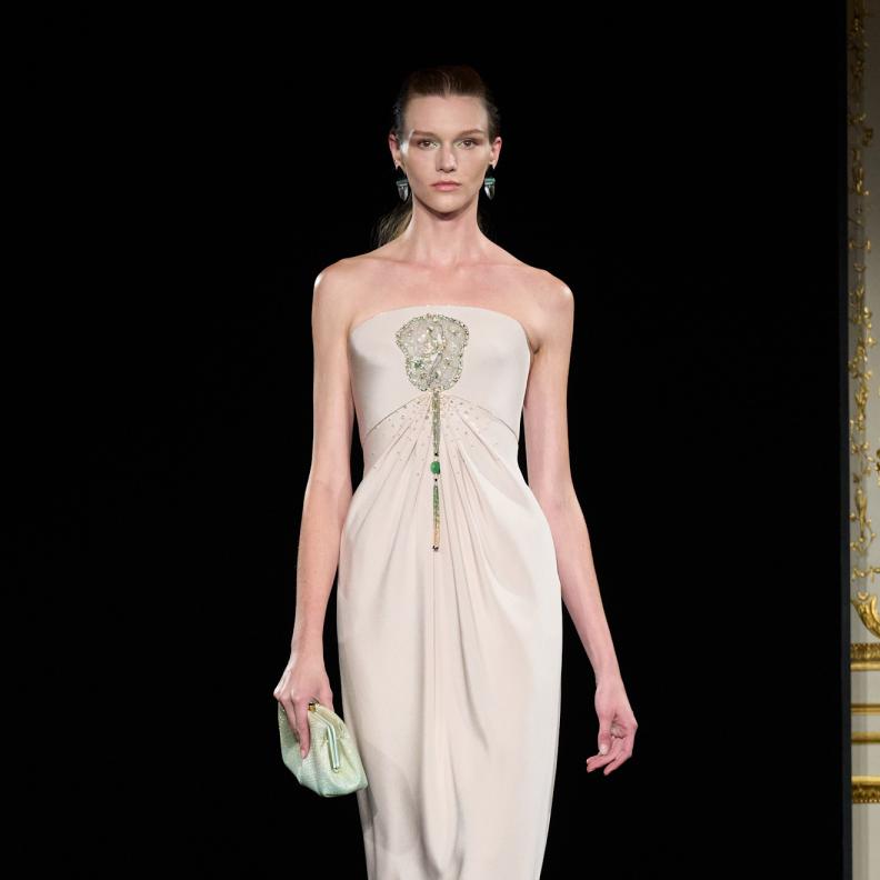 بعد رحيل جيورجيو: ارماني بريفيه تكتب فصل جديد بهدوء وابداع