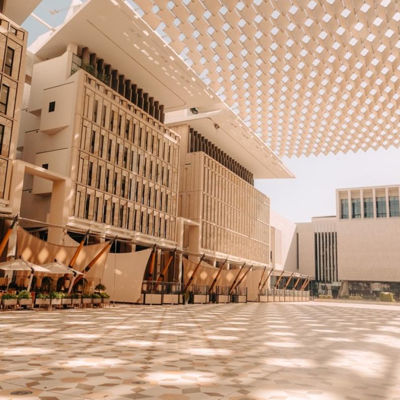 من صالات العرض إلى قلب المدينة: آرت بازل قطر يعيد رسم خريطة الفن في الدوحة من 5 إلى 7 فبراير 