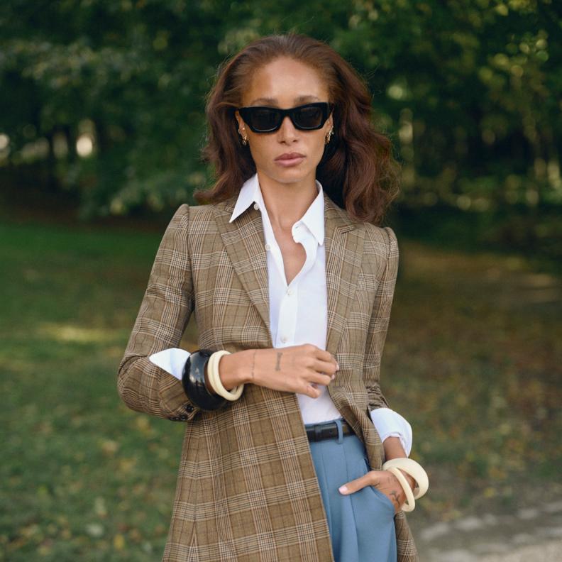 إطلالة من Celine