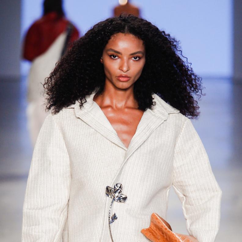 إكسسوار "البروش" Brooch 