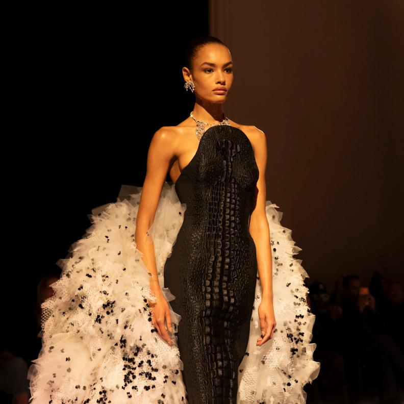 مجموعة Schiaparelli للهوت كوتور لربيع وصيف 2026 