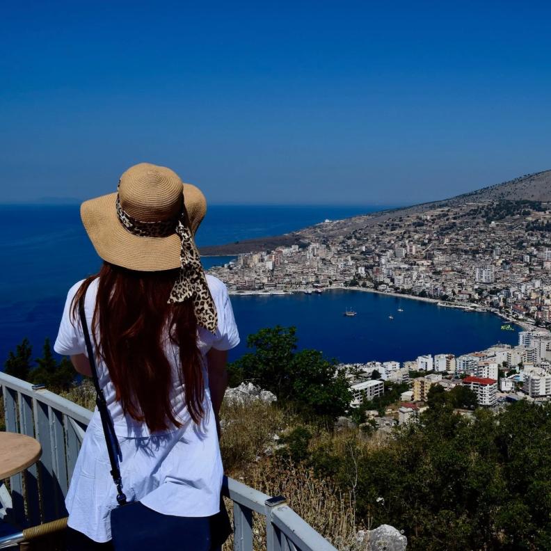 لؤلؤة البلقان تعيد تعريف الفخامة الطبيعية والتراث الإنساني