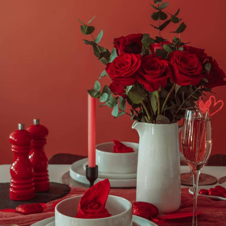 احتفالات عيد الحب في مطاعم وفنادق الإمارات