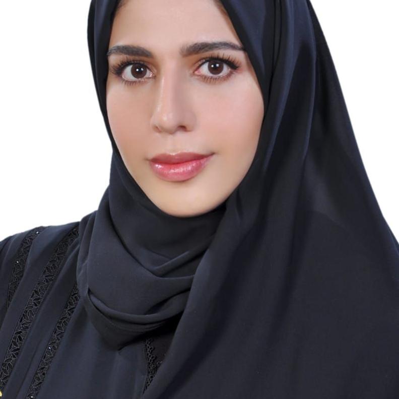 الدكتورة مريم الأحمد، استشاري أمراض الجهاز الهضمي في مدينة الشيخ شخبوط الطبية في أبوظبي