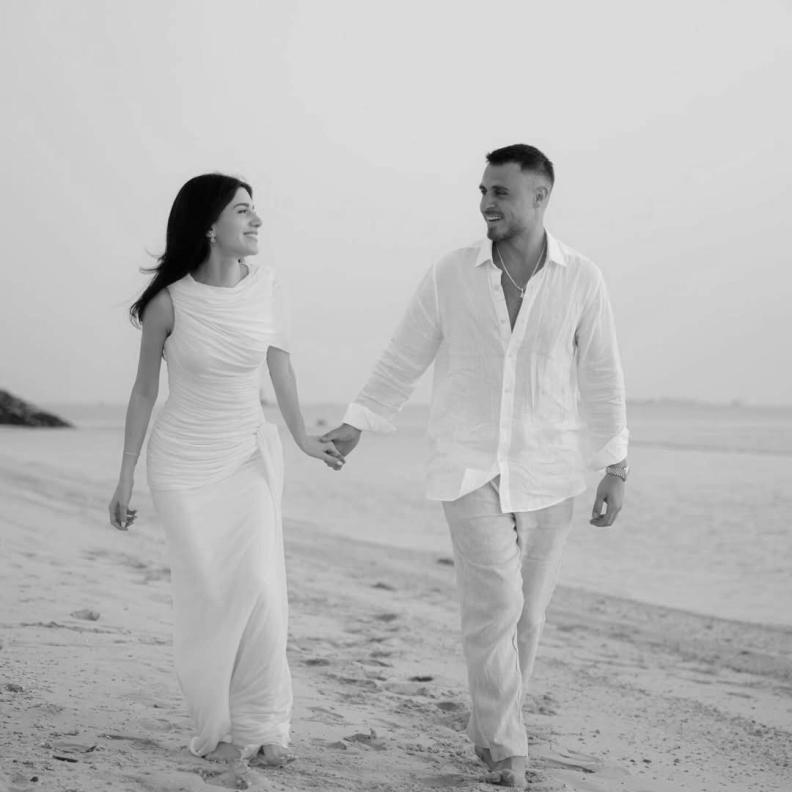 سيدرا بيوتي تلقت عرض الزواج على شاطئ دبي