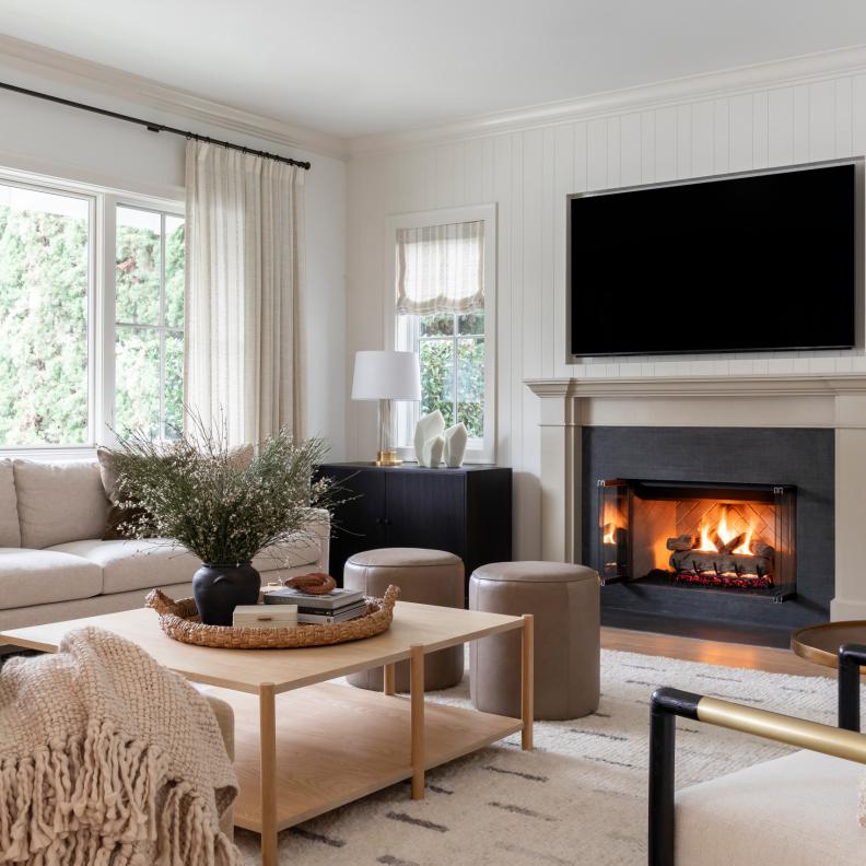 غرفة معيشة مرتبة استعدادا لشهر رمضان