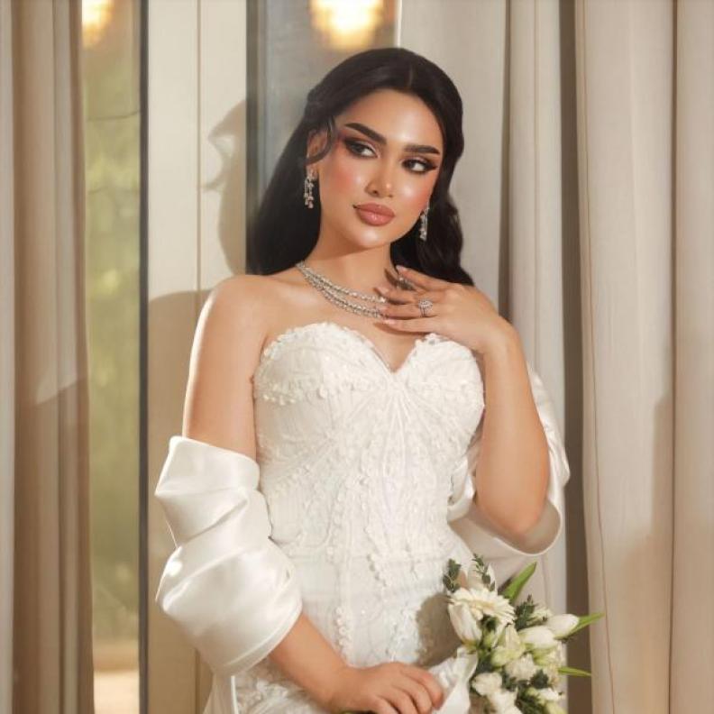 من مكياج الميك أب أرتست منى عبدالرحمن