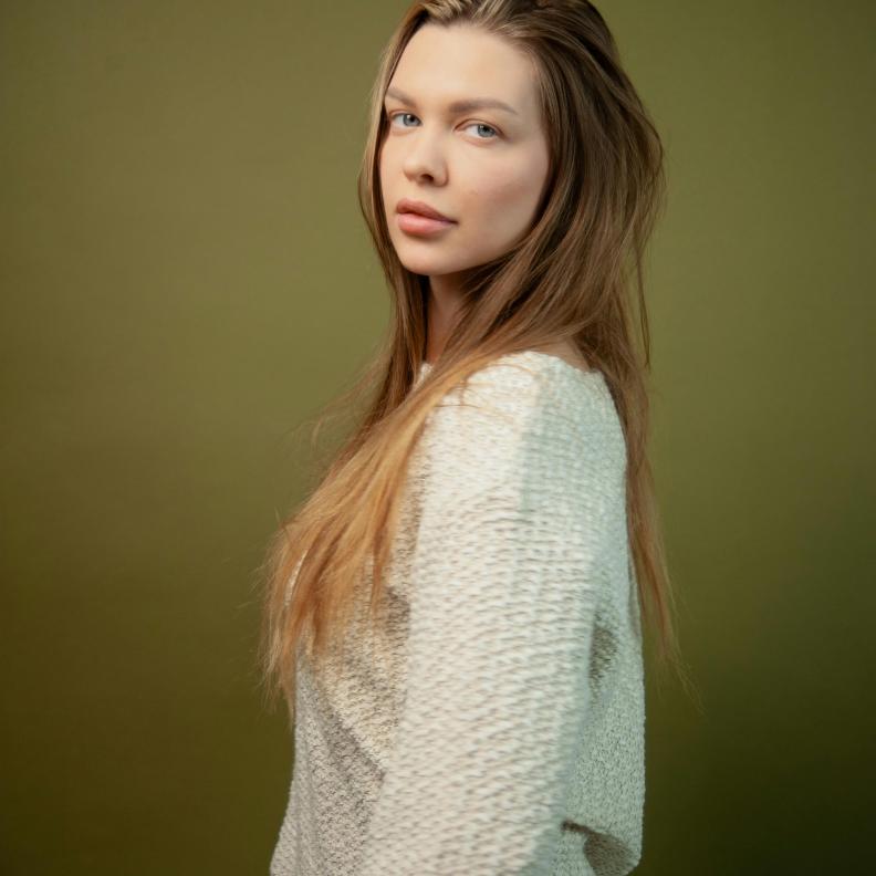 يساعدك الحديث مع الأصدقاء المقربين على تجاوز عادة الأكل العاطفي 