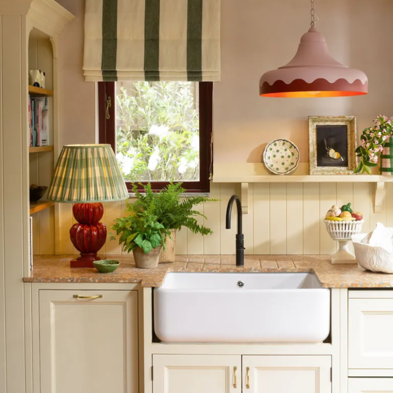 يمكن إضافة لمسة لونية عبر الإضاءة