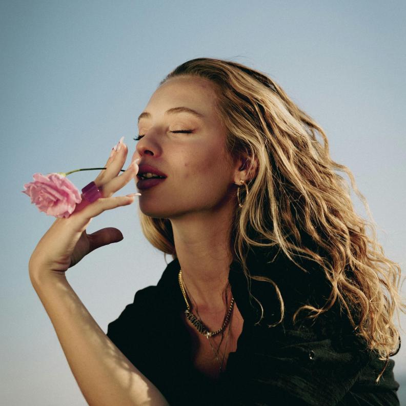 إليكِ أفضل تقنيات المستقبل للعناية بالجسم في شهر الحب