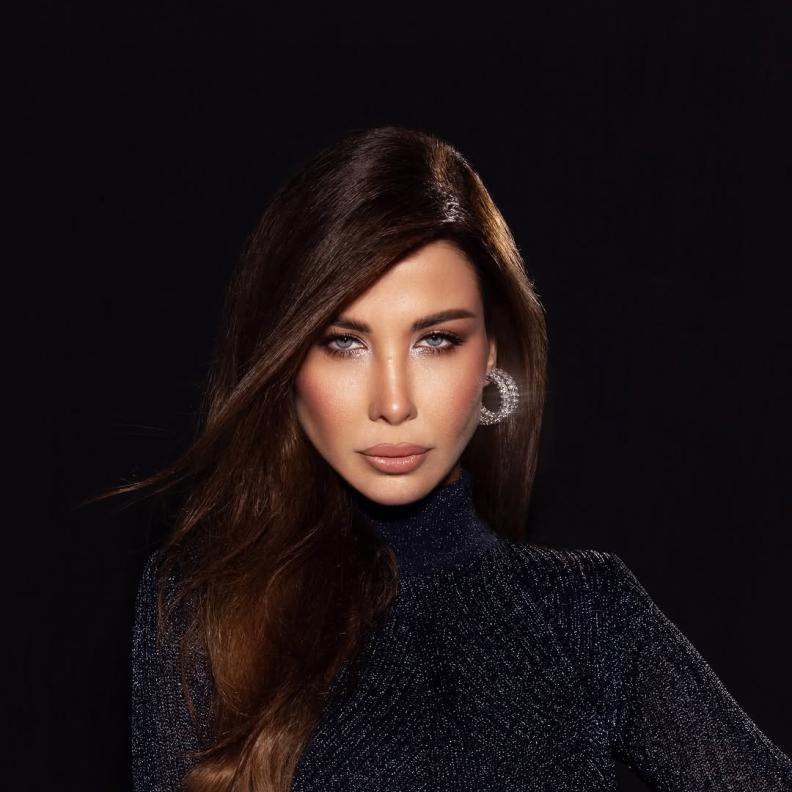 صيحات الجمال للنجمات في الأسبوع الأول من رمضان: من الشعر الأحمر إلى المكياج الملكي