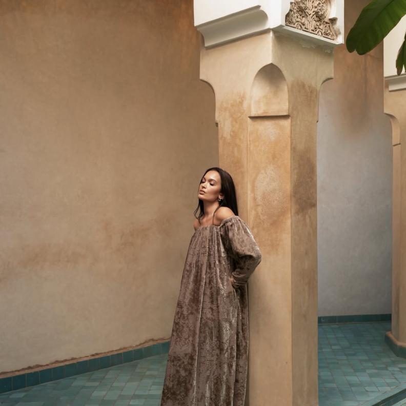 إطلالة من A B A D I A أبــــاديــــا