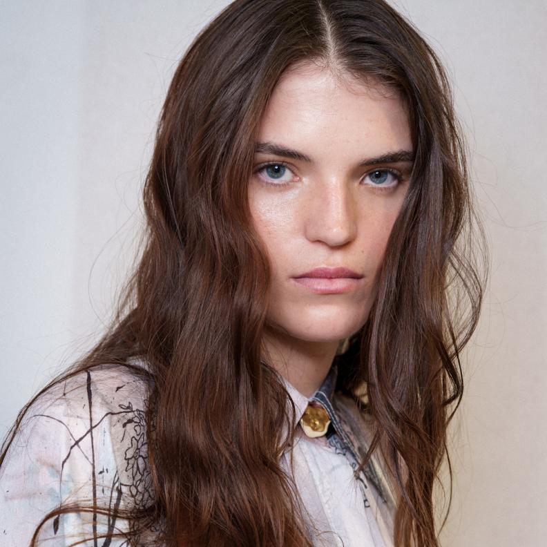 روتين ذكي لعلاج تساقط الشعر قبل رمضان: من التغذية إلى تدليك فروة الرأس