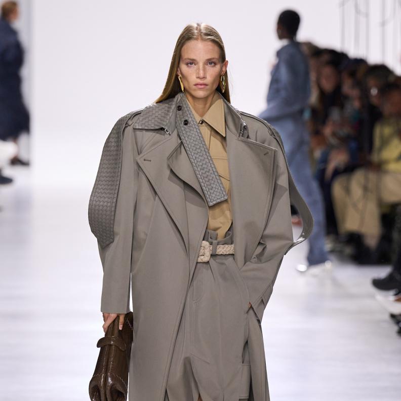 إطلالة من Bottega Veneta