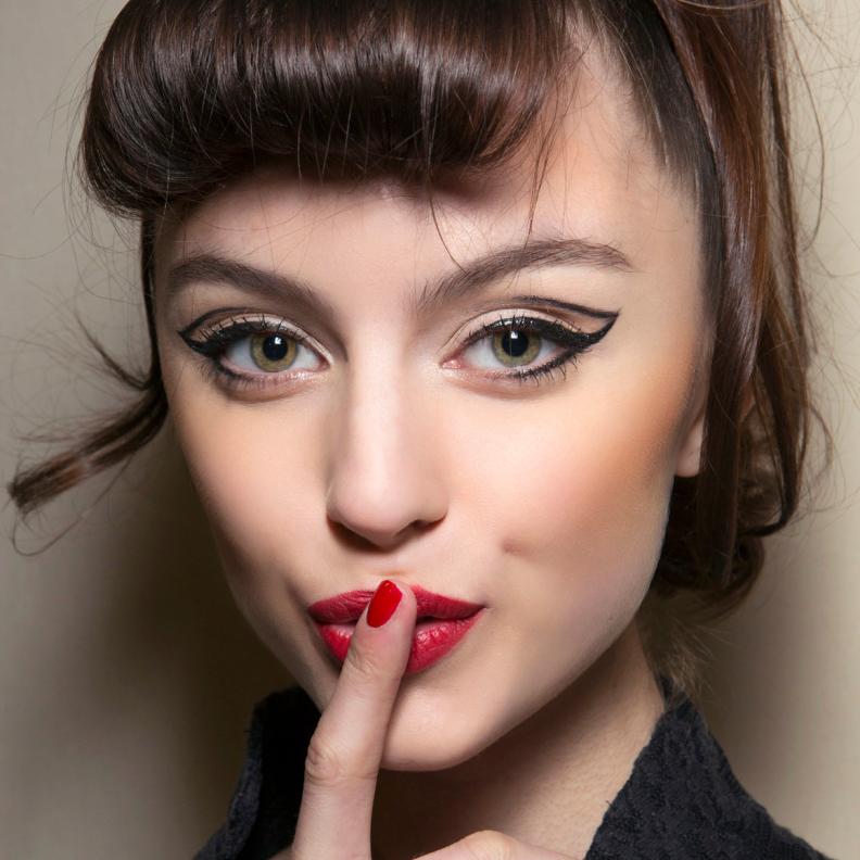 رسمة كحل مميزة وعصرية