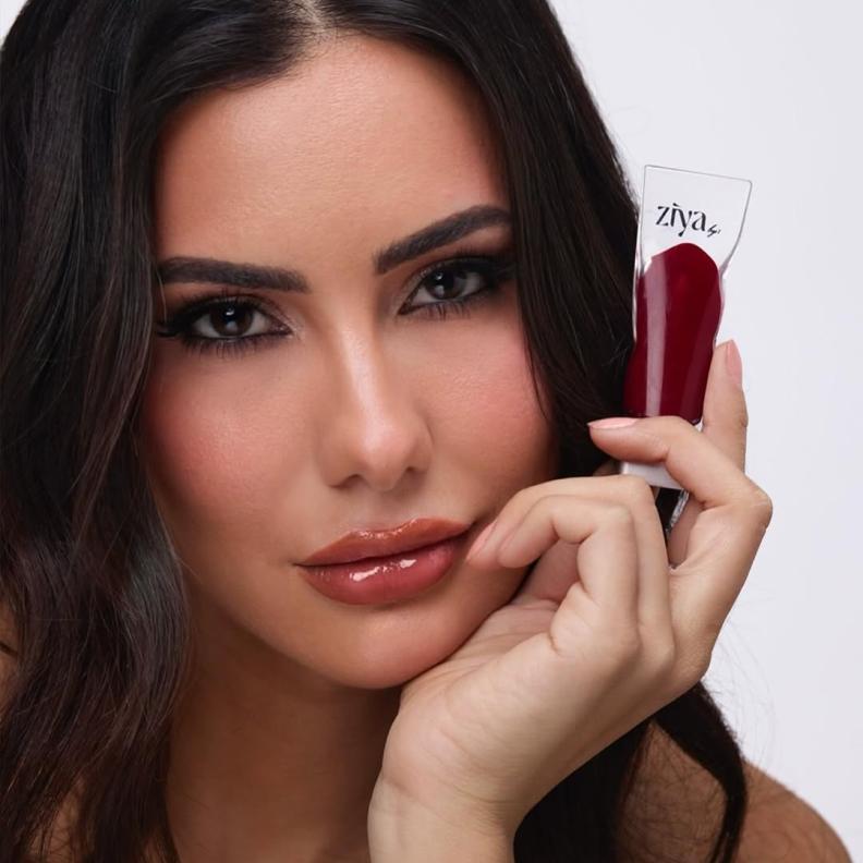 زينب عزام… الجمال كمساحة للثقة