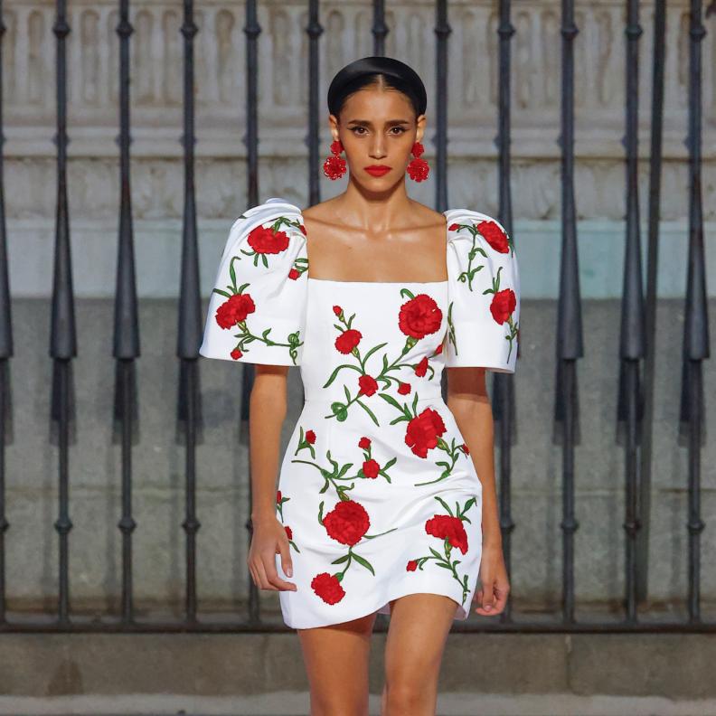 إطلالة من Herrera 