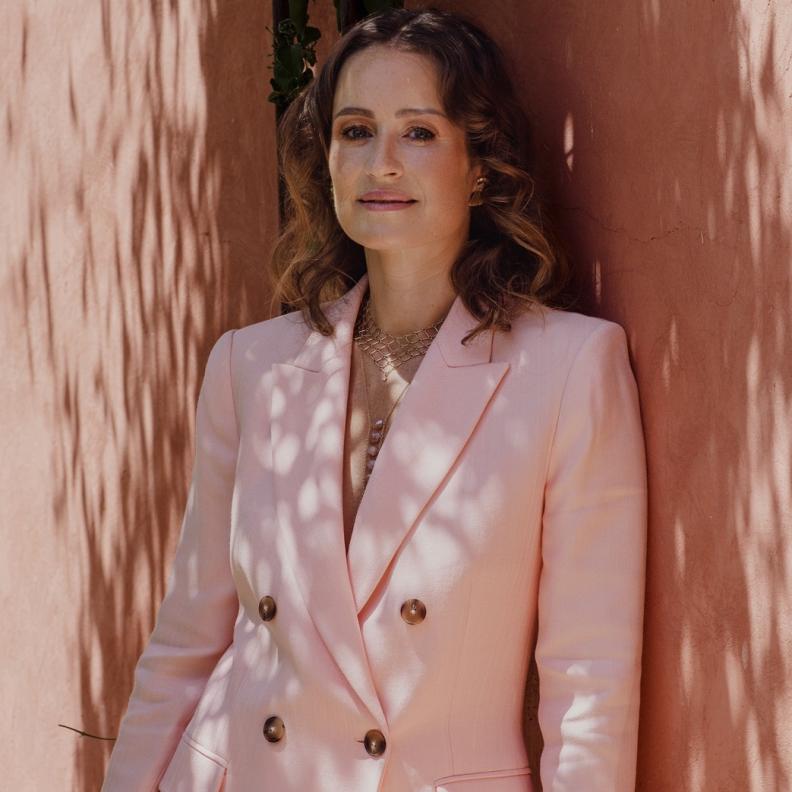 "جودي شيلد" Jody Shield، رائدة أعمال، ومتحدثة عالمية، ومُرشِدة نسائية 