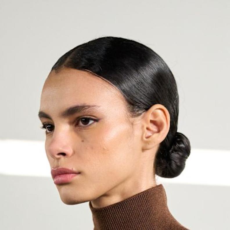 5 علامات تدل على أن المرأة لا تغسل وجهها بالشكل الصحيح