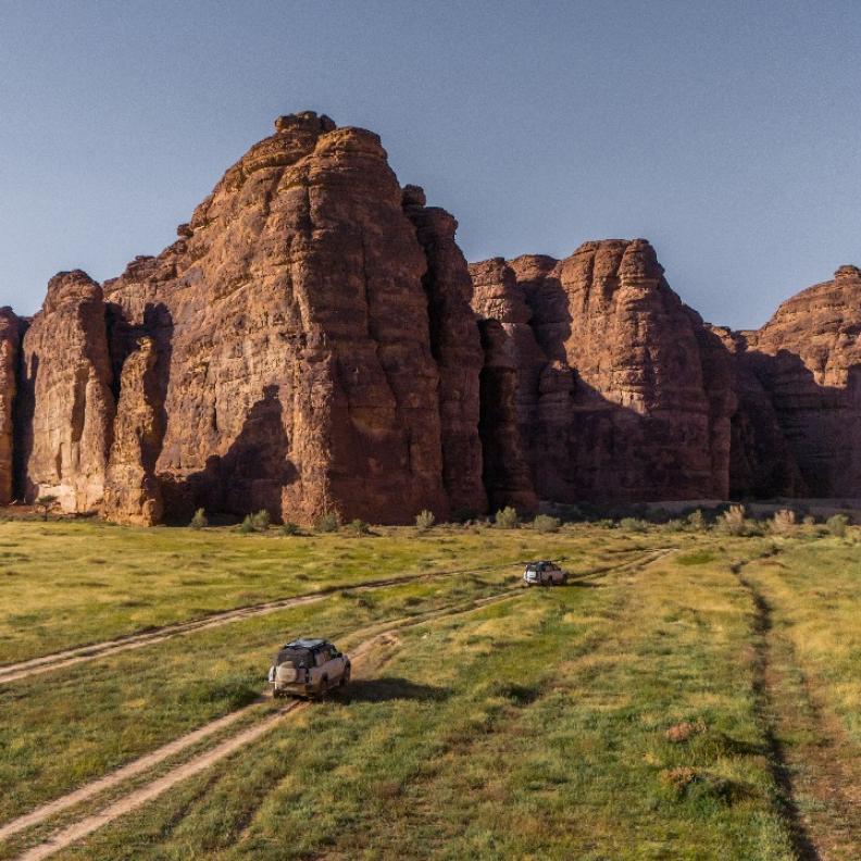 مغامرة سعودية في 6 أيام من نبض الرياض إلى جمال العُلا وجدة