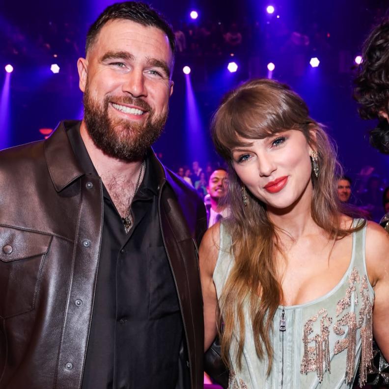 أول ظهور لـ تايلور سويفت وترافيس كيلسي في حفل