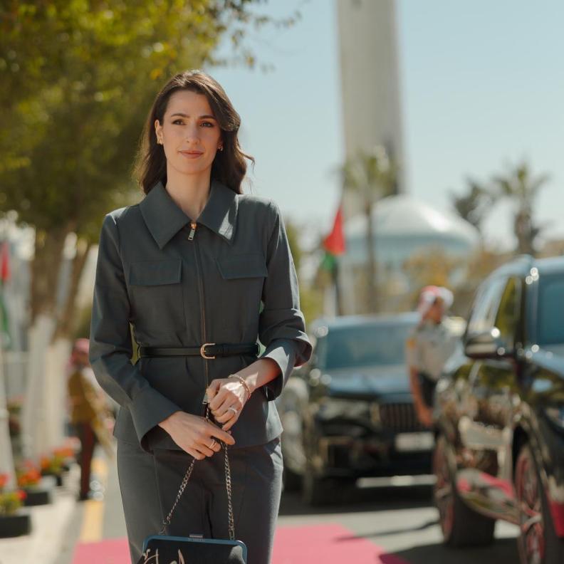 إطلالة ناعمة وراقية للأميرة رجوة