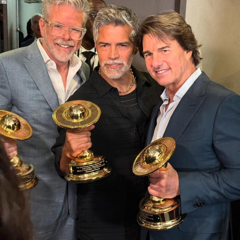 توم كروز يحصد جائزة أفضل ممثل