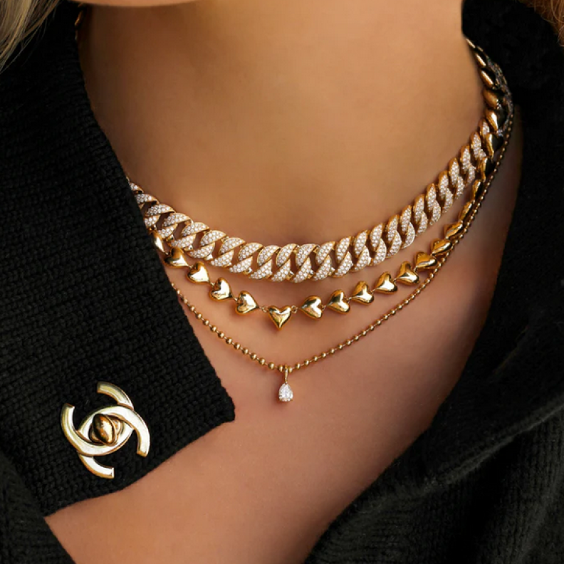 قلادة مع حجر ألماس كمثري من Anita KO