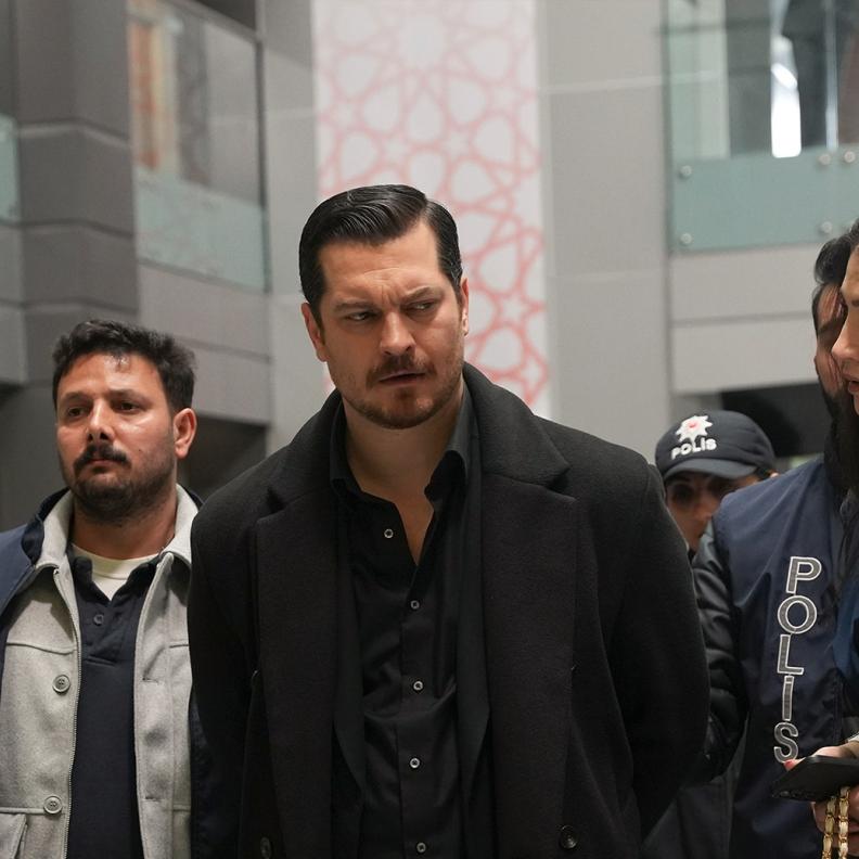 مسلسل هذا البحر سوف يفيض