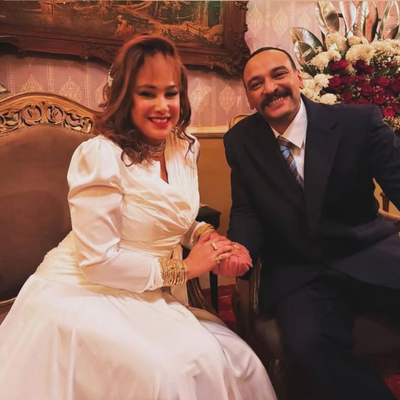 أحمد خالد صالح وهند صبري