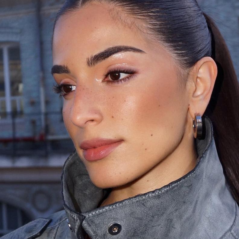 1 رئيسية الفنانة سجي - صورة حسابها على انستغرام