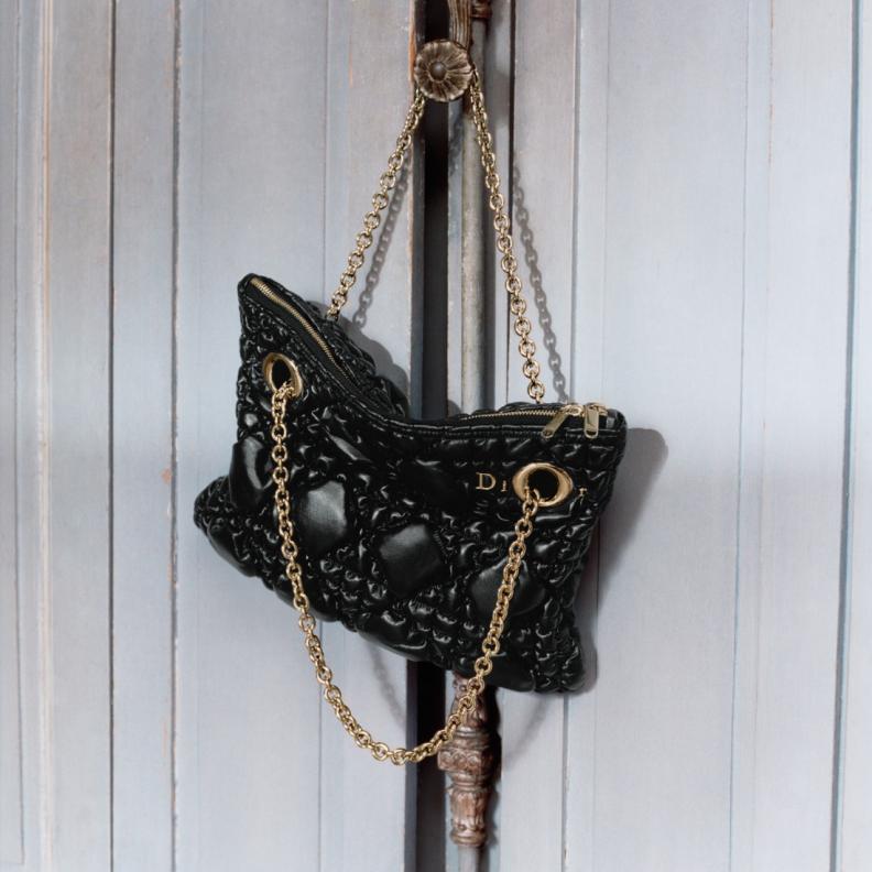 حقيبة ‏Dior Crunchy‏... ‏