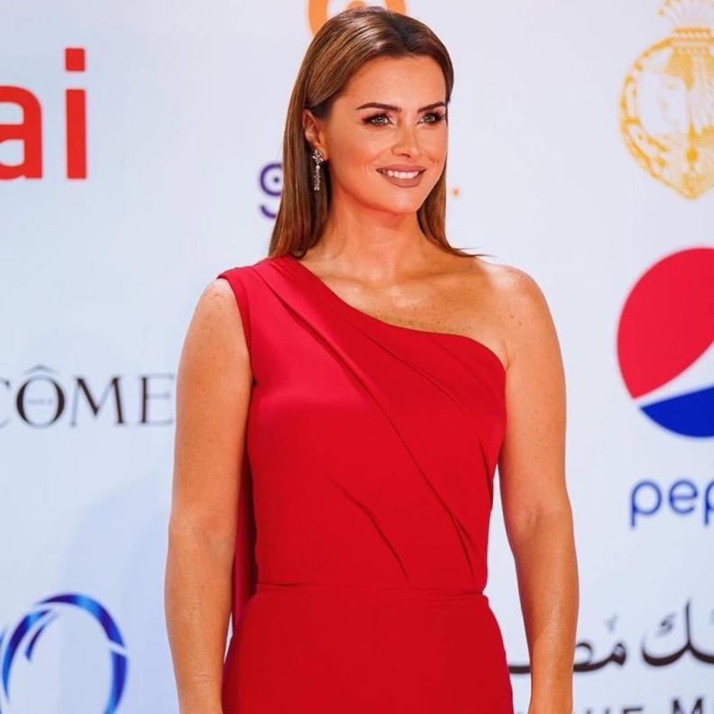 الفنانة اللبنانية نور